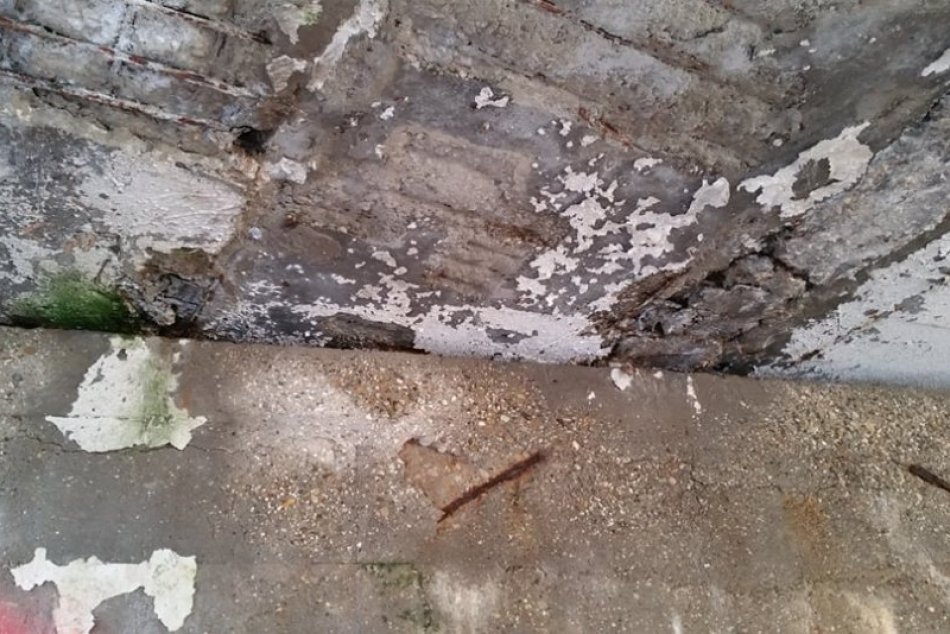 Podmostie pri Chorvátskom ramene v Petržalke