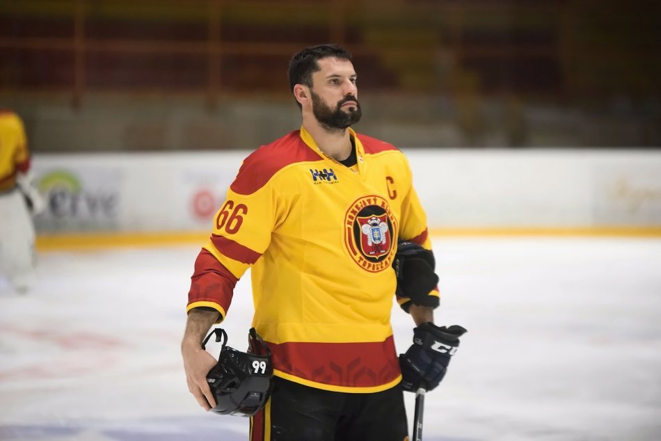 OBRAZOM: HC Topoľčany - MHK Dubnica 2:4 v 2. štvrťfinále