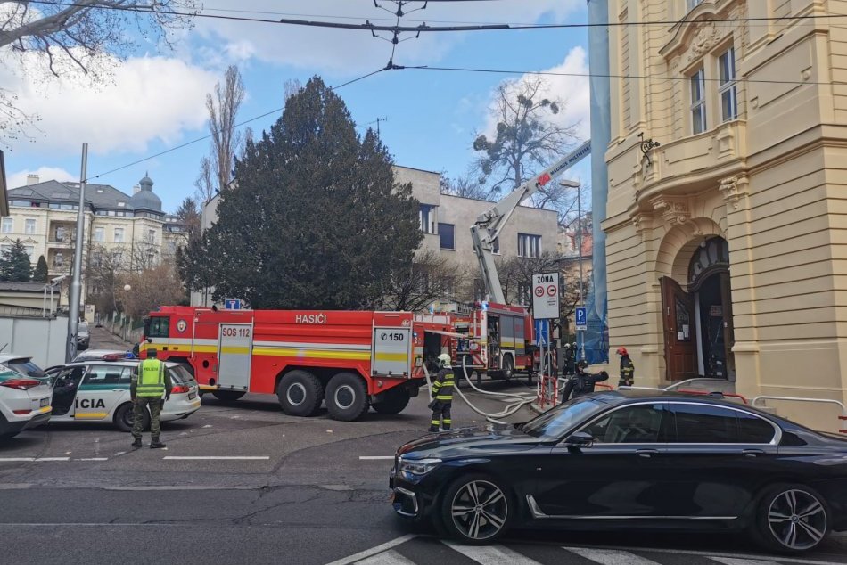 Požiar školy na Palisádach