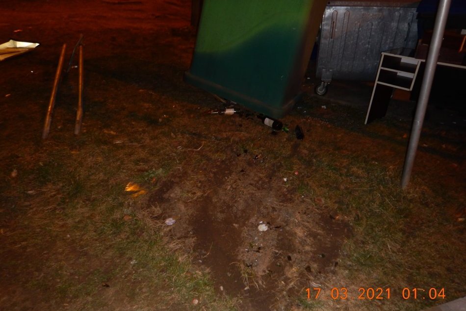 V OBRAZOCH: Vo Zvolene havaroval opitý mladík