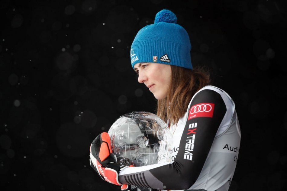 Vlhová stískala trofej: Tak čo, svedčí jej to s veľkým glóbusom?