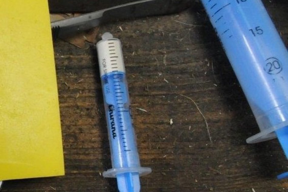 V OBRAZOCH: Bystrickí kriminalisti išli po drogách