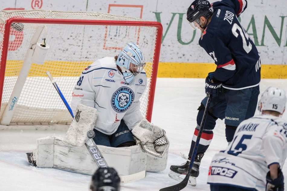 OBRAZOM: Slovan Bratislava - HK Nitra 5:0 v 1. štvrťfinále
