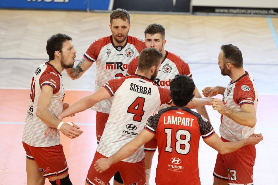 Obrazom: Volejbalisti Prešova získali bronzové medaily