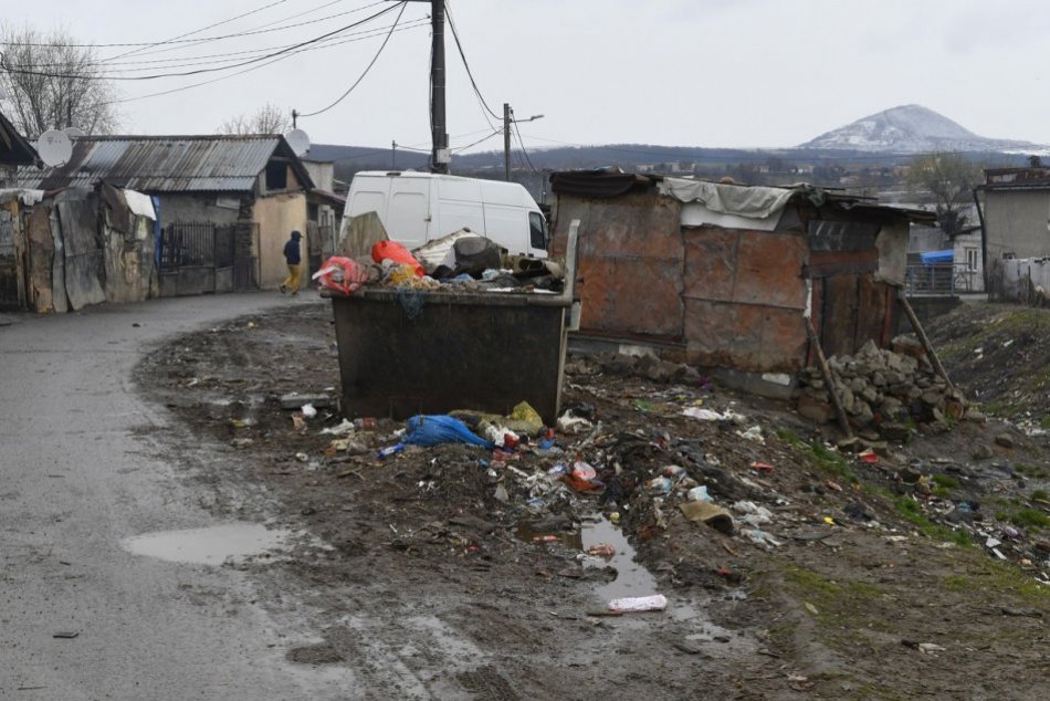 Obrazom: Požiar v Ostrovanoch si vyžiadal 2 životy