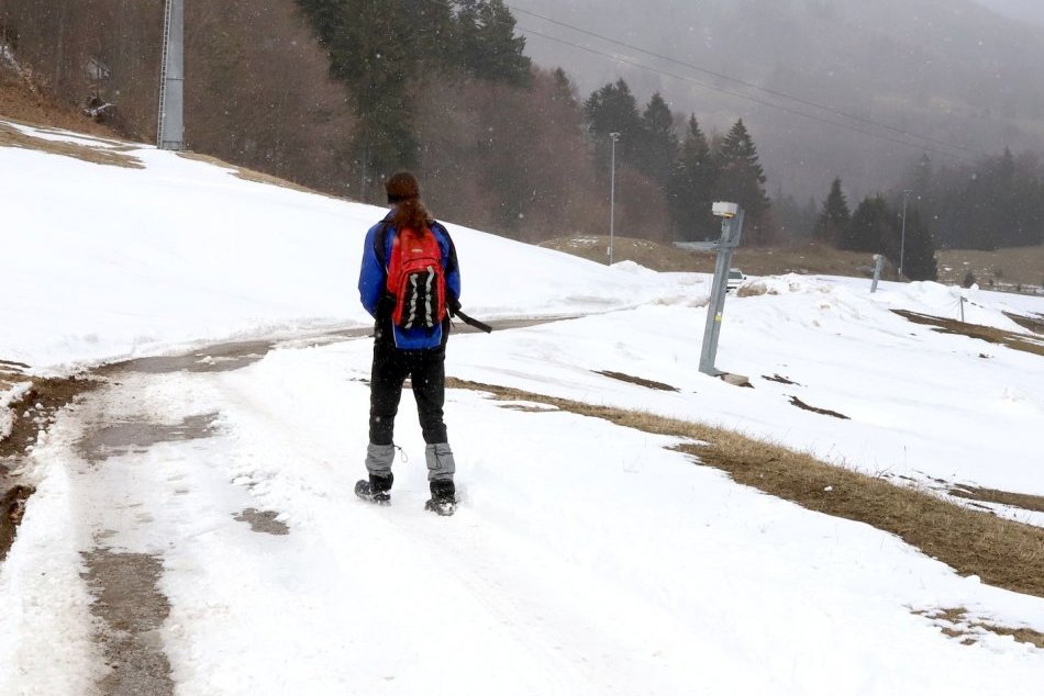 V OBRAZOCH: Aprílový sneh na Králikoch