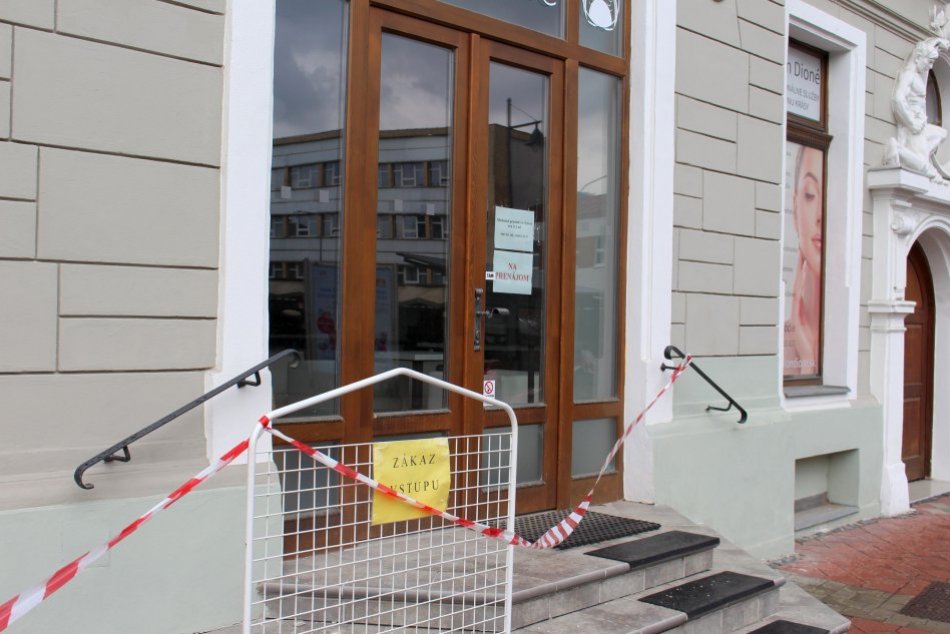 V OBRAZOCH: Viaceré bystrické obchody sa znovuotvorenia nedožili