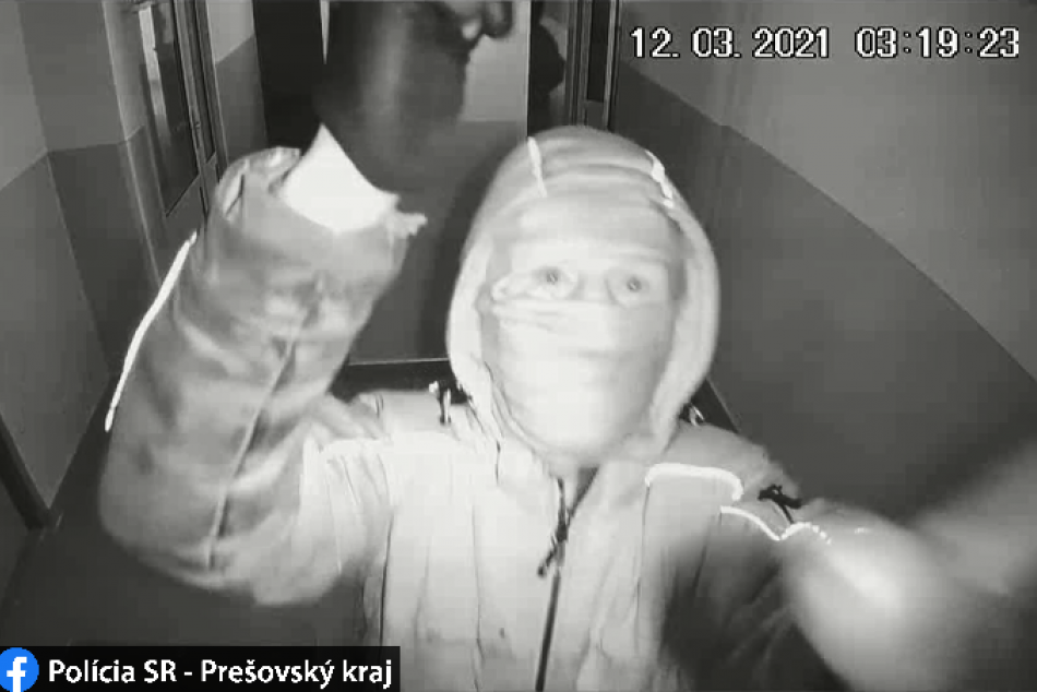 Obrazom: Videli ste niekde tieto osoby? Pýta sa na nich prešovská polícia