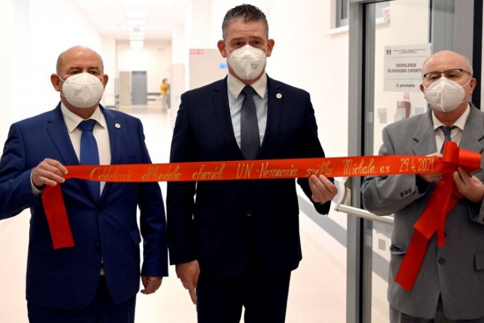 Vynovené oddelenie v Nemocnici svätého Michala