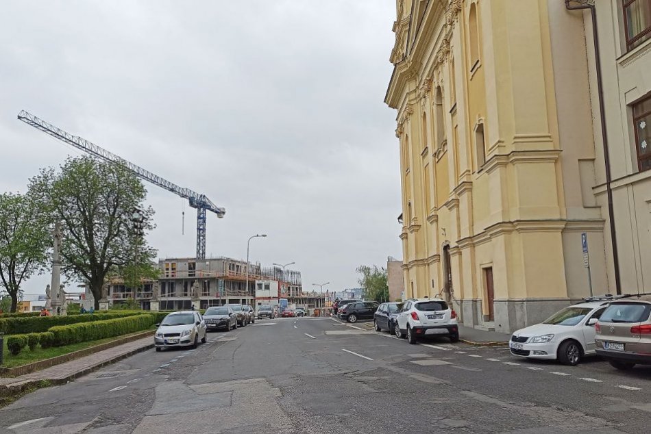 Priartistická ulica v Nitre