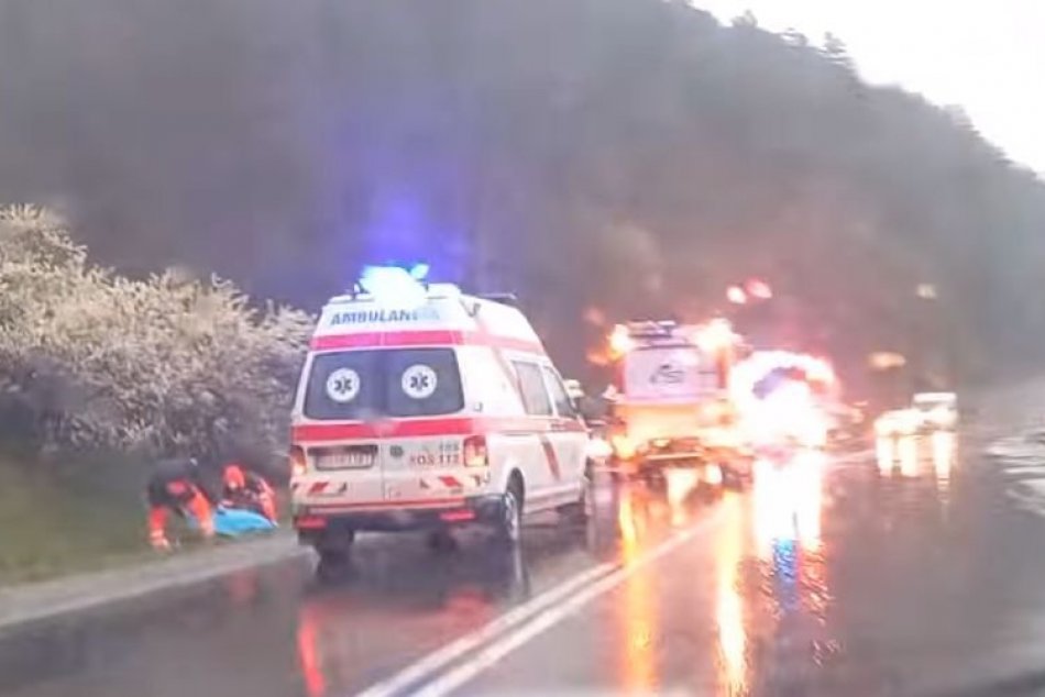 V OBRAZOCH: Zábery z miesta tragickej nehody v Nemeckej