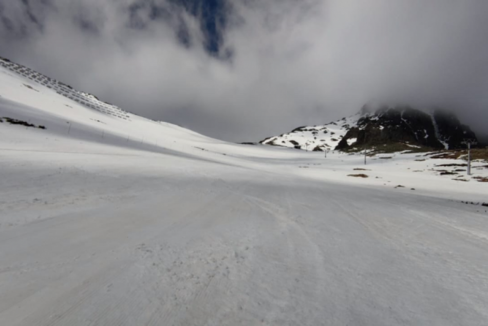 Lyžovačka v Lomnickom sedle začína v piatok
