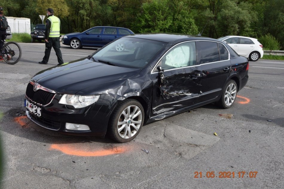 V OBRAZOCH: Víkend v Banskobystrickom kraji poznačili nehody