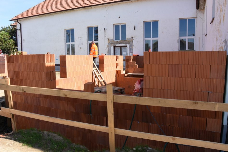 FOTO: Kultúrne stredisko v Zlatovciach sa rozrastá