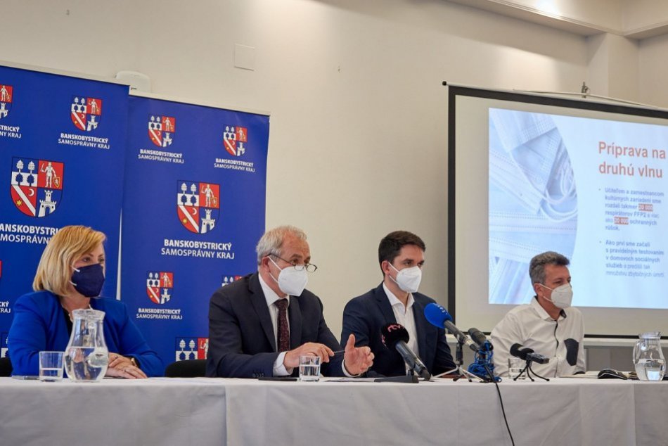 V OBRAZOCH: Banskobystrická župa spravila odpočet pandémie