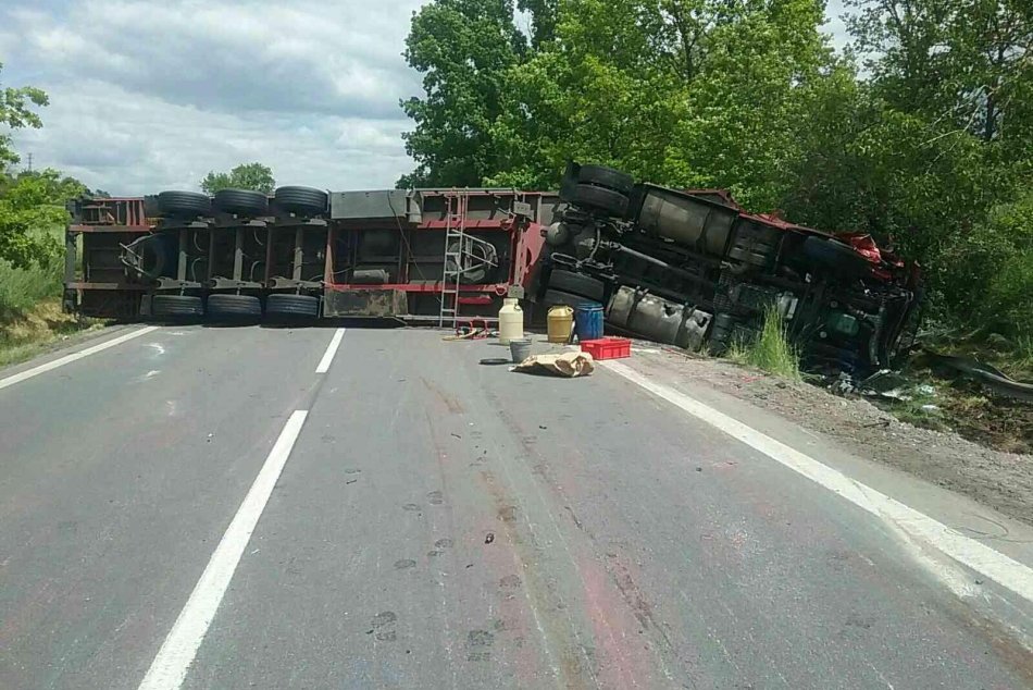 V OBRAZOCH: Zábery z miesta tragickej nehody pri Krupine