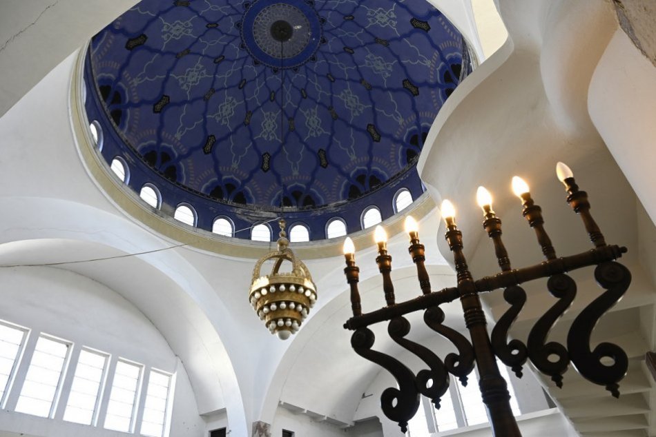 OBRAZOM: Synagóga v Trenčíne