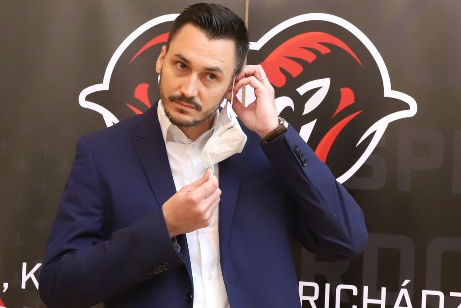 Tlačovka o zmenách vo vlastníckej štruktúre a vo vedení hokejového klubu HC´05