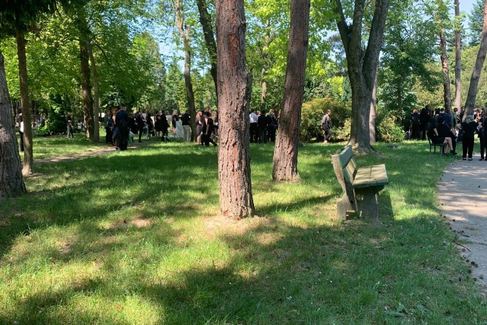 Pohreb Lindy a Laury