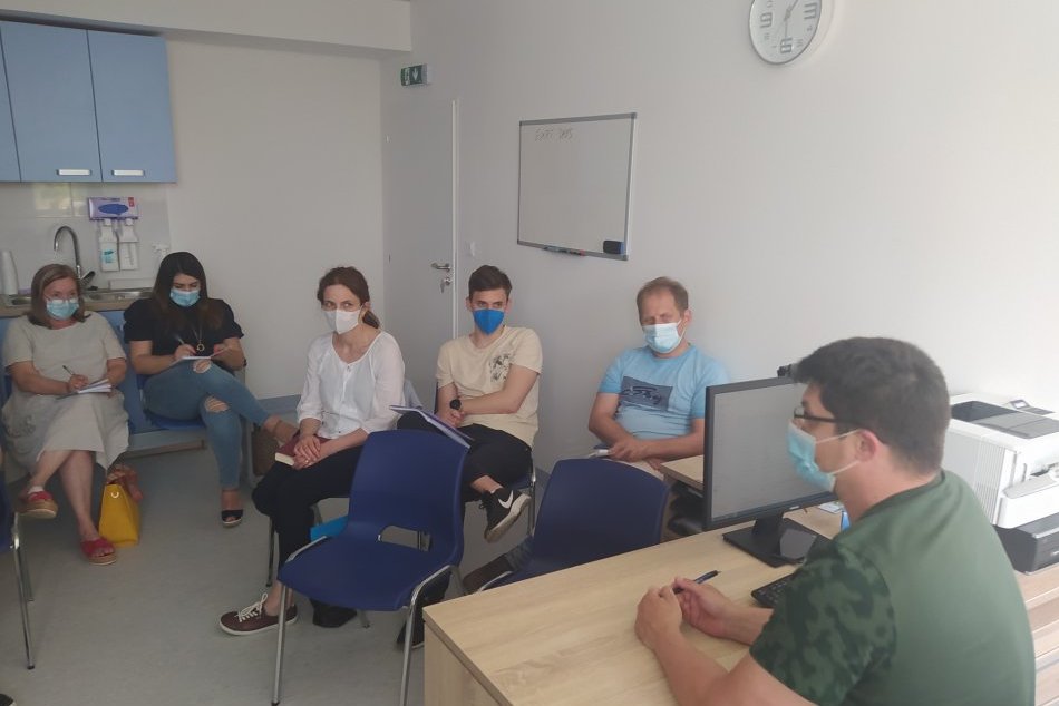 V OBRAZOCH: Špecialisti zo zvolenskej nemocnice liečia extrapyramídové poruchy