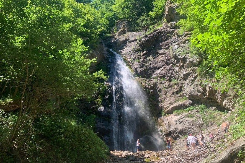 Šútovský vodopád