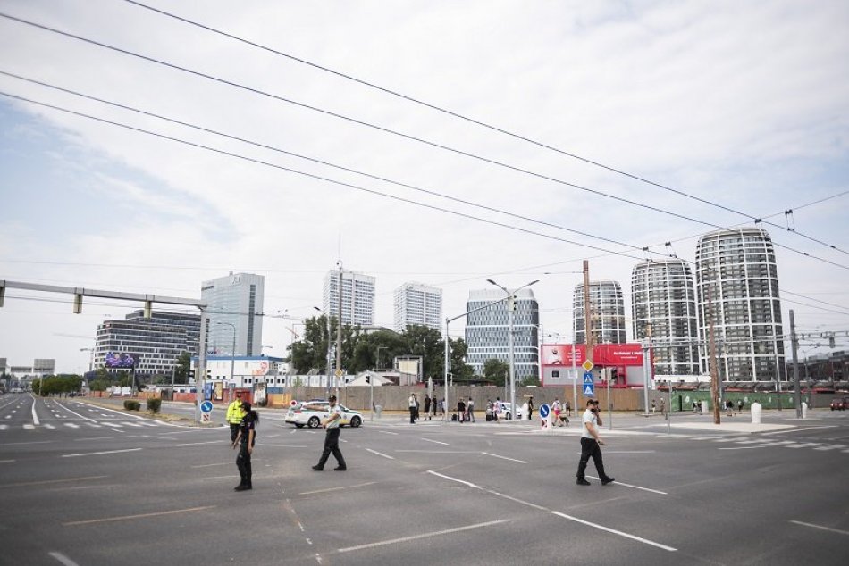 Pre nález bomby v okolí Mlynských nív v Bratislave odporučili evakuáciu