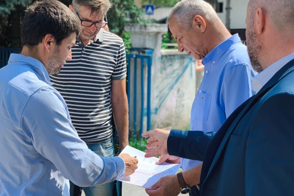 V Rudlovej - Sásovej sa začína s prácami na budovaní výtlačného potrubia