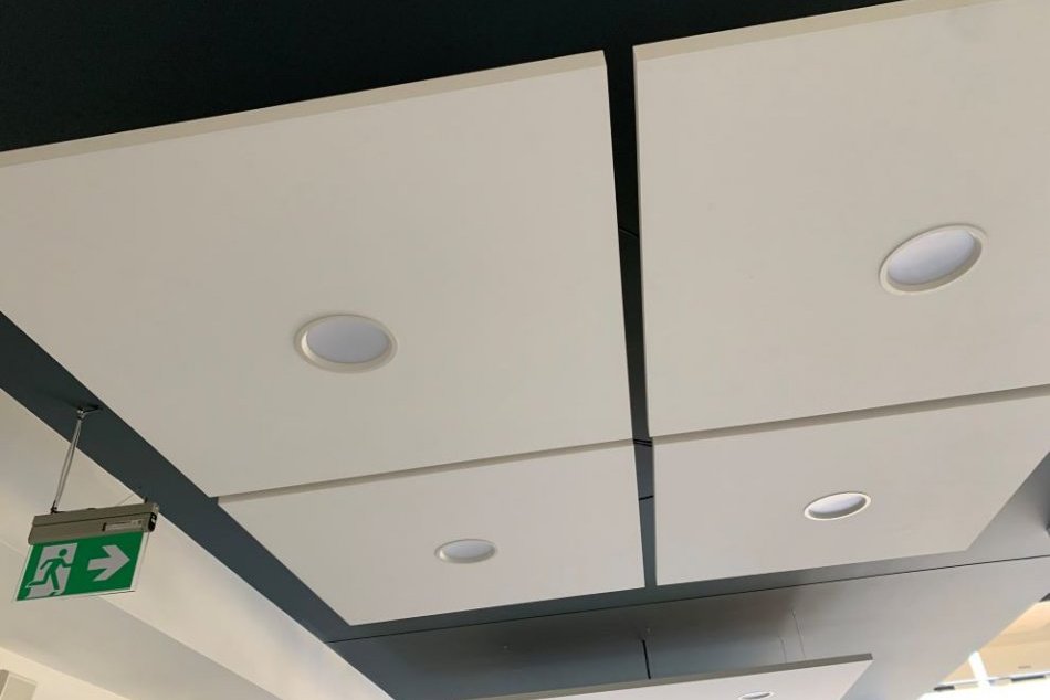 Ecophon: Hluk v miestnostiach sa dá eliminovať