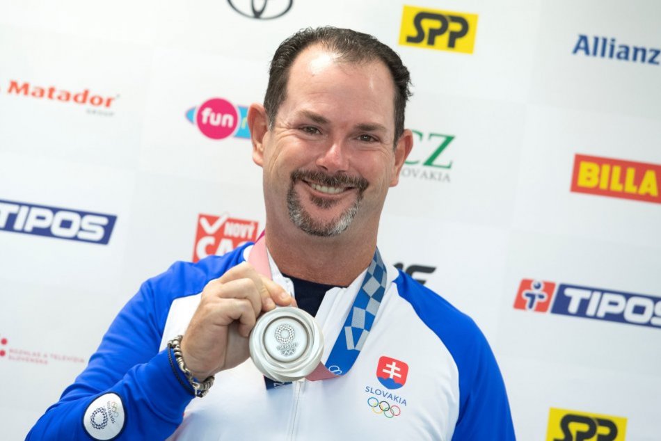 Golfista Sabbatini a strelkyňa Rehák Štefečeková sú doma