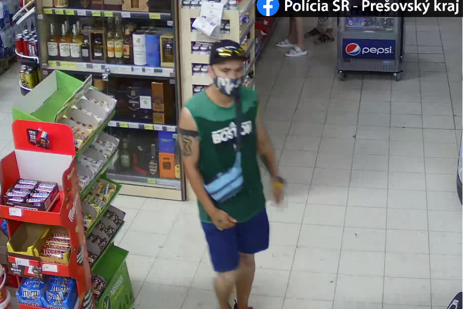 Objektívom: Polícia v Prešove sa pýta na mladíka na záberoch
