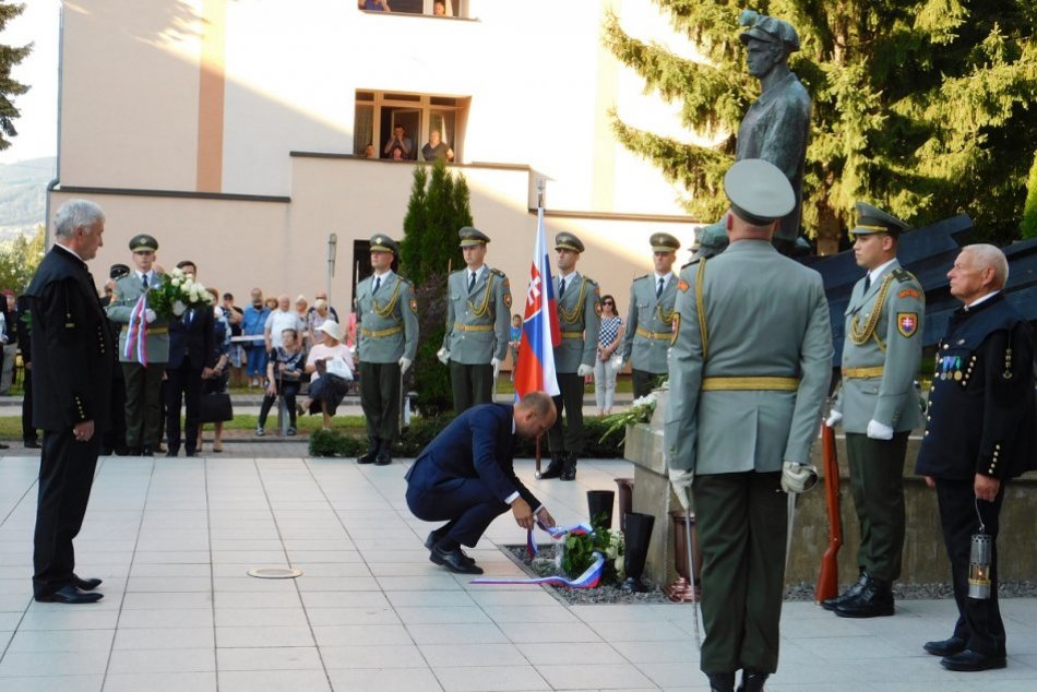 FOTO: Verejnosť spomínala na obete najväčšej banskej tragédie v Handlovej
