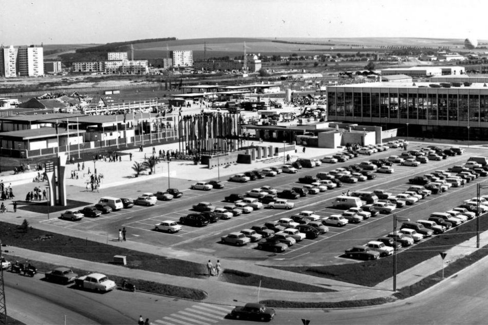 Veľtrh Agrokomplex na starých fotografiách