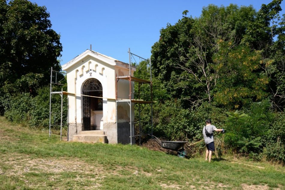 Rekonštrukcia kaplniek na nitrianskej Kalvárii