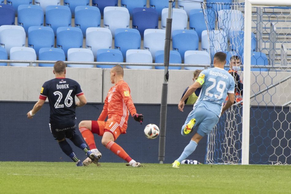 6. kolo: ŠK Slovan Bratislava - FC ViOn Zlaté Moravce-Vráble 4:1