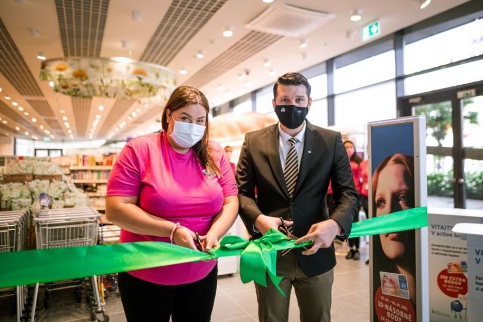 Nová pobočka dm v nitrianskych Mlynoch je otvorená