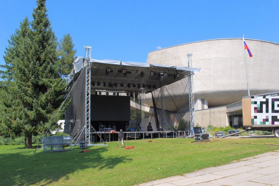 V OBRAZOCH: V Bystrici vrcholia prípravy 363. Radvanského jarmoku