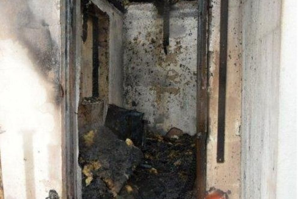 FOTO: Polícia obvinila 65-ročného recidivistu, vykrádal a podpaľoval chatky