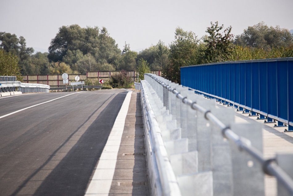 OBRAZOM: Vynovený most v Podvaží po otvorení