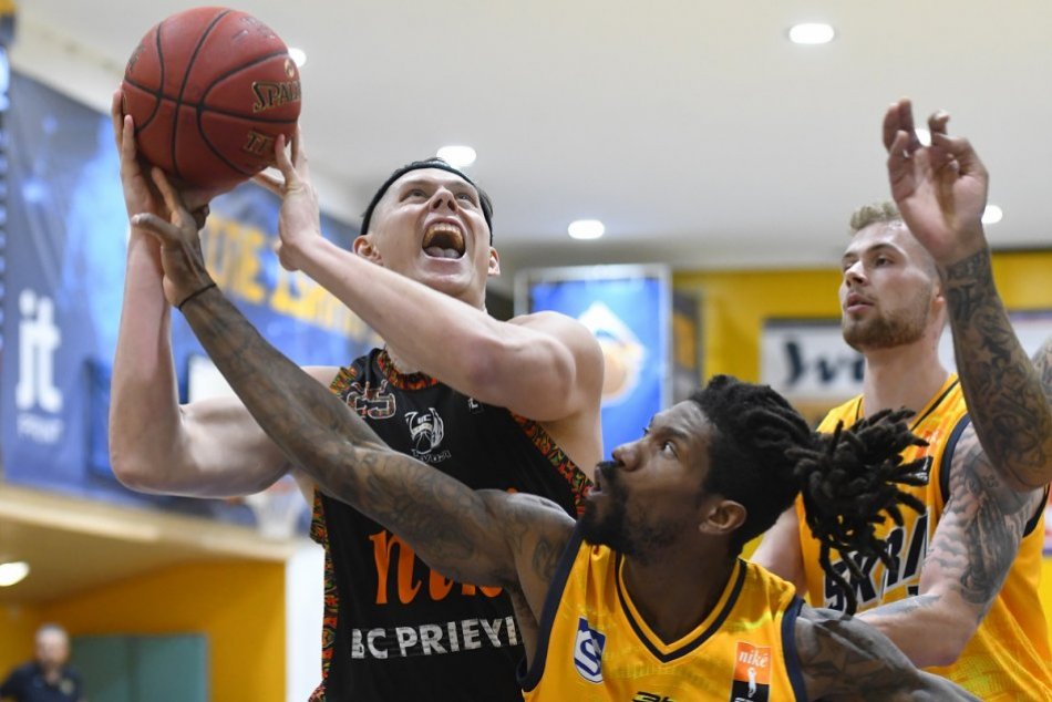 FOTO: Iskra Svit - BC Prievidza 91:89 po predĺžení v 1. kole