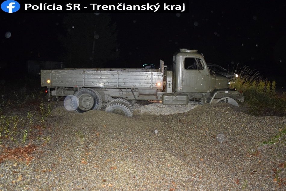 FOTO: Zlodej ukradol vétriesku, zapadol s ňou do štrku a ušiel