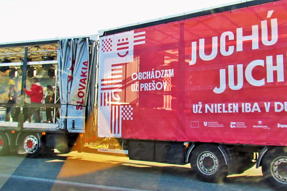 Objektívom: Heľenine oči na kamióne riešila polícia pokutou