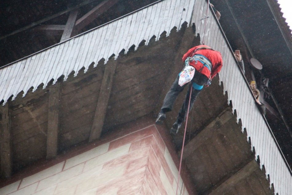 FOTO: Bid Book Trenčína k EHMK 2026 je už na ministerstve, cestu začal na hrade