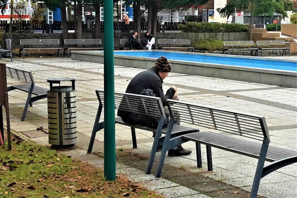 FOTO: Lockdownové popoludnie v centre Považskej Bystrice