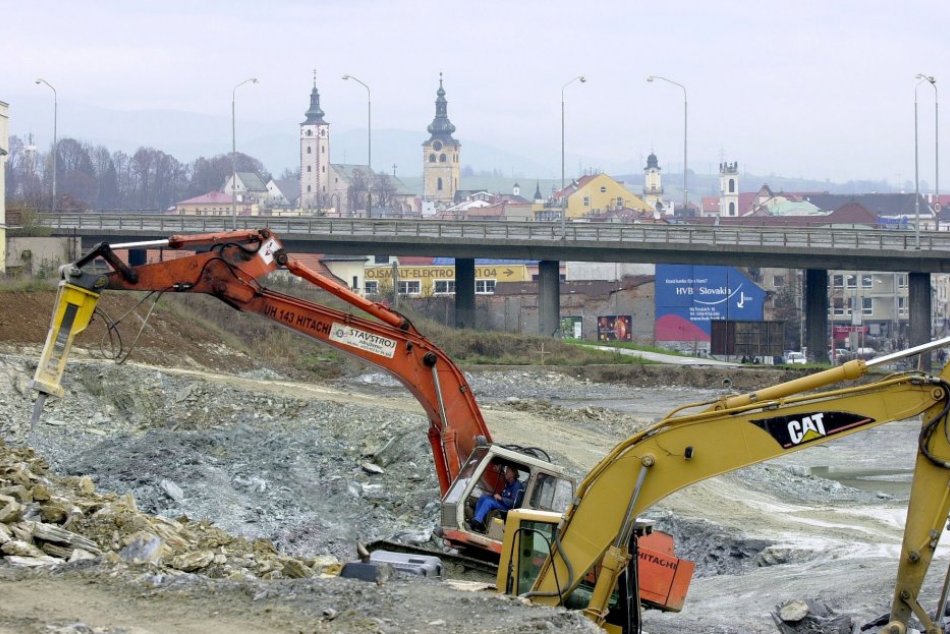 OBRAZOM: Prípravné zemné práce pri výstavbe Europa Shopping Center v roku 2004