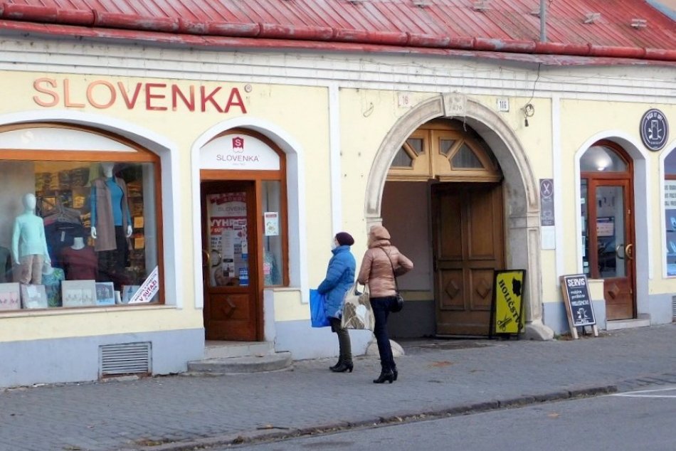 FOTO: Ako to vyzerá aktuálne v centre Trnavy