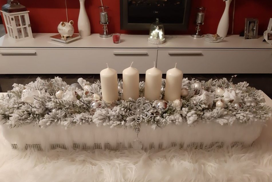 V OBRAZOCH: Revúčania sa pochválili krásnymi adventnými vencami