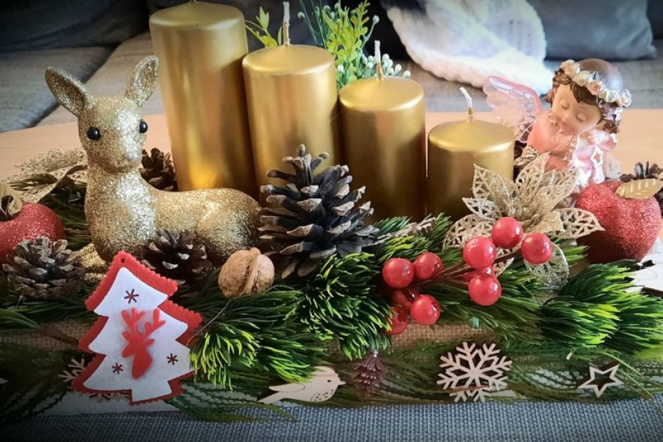 V OBRAZOCH: Zvolenčania sa pochválili krásnymi adventnými vencami