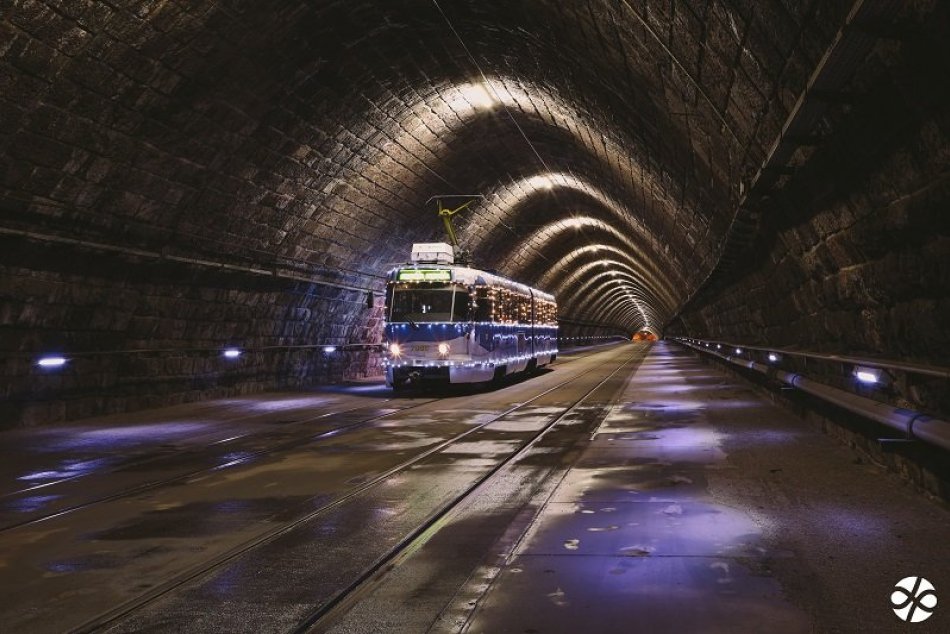 Vianočná električka a Sánkobus 2021