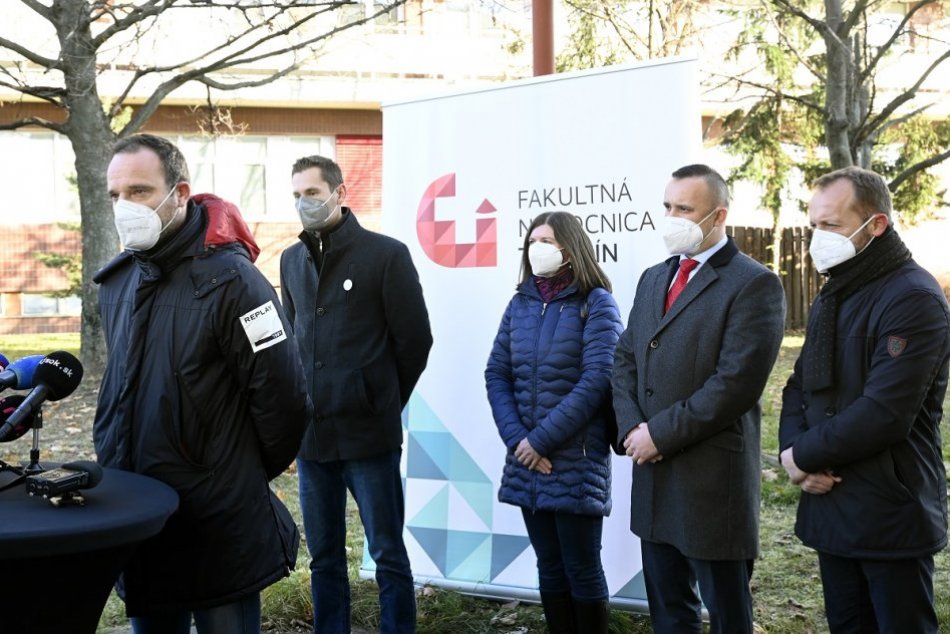 FOTO: Trenčiansky projekt na podporu očkovania obyvateľov nad 50 rokov