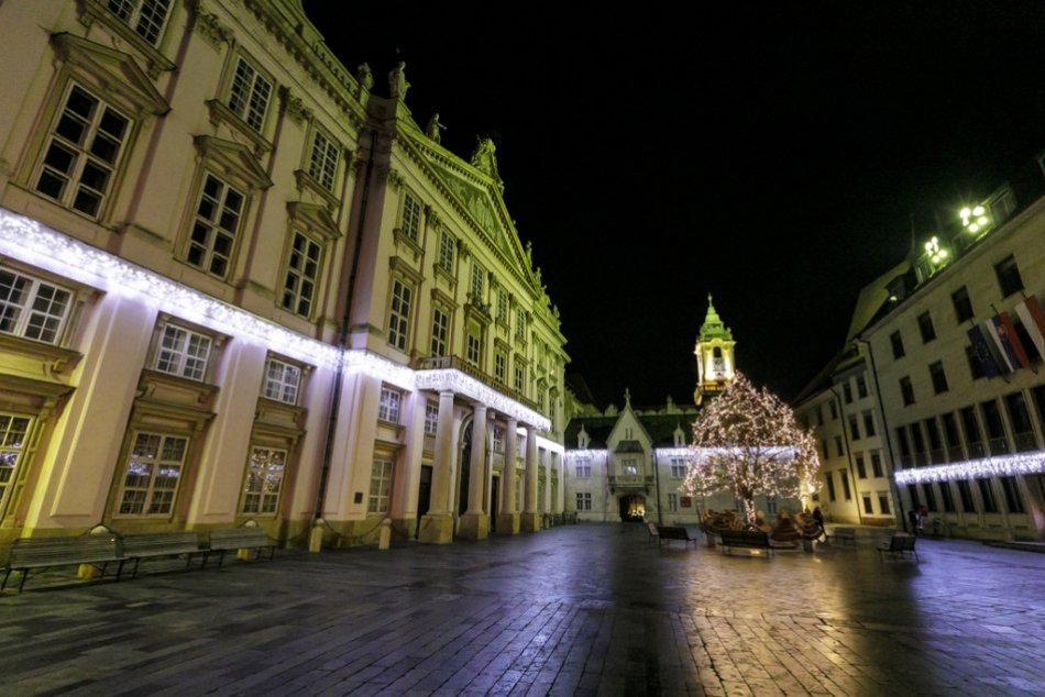 Silvester 2021 v centre Bratislavy